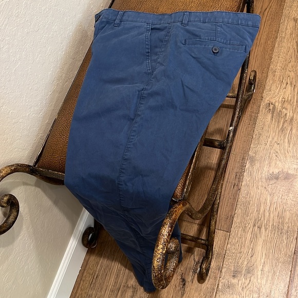 Like New English Laundry Stretch 98% Cotton & 2% Spandex Stone Washed Pants! - Picture 4 of 8